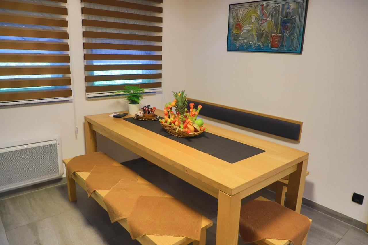 Apartments Oeneus Racic Ngoại thất bức ảnh